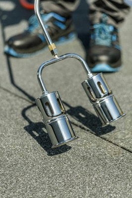 Горелка газовая Hoegert HT2C513