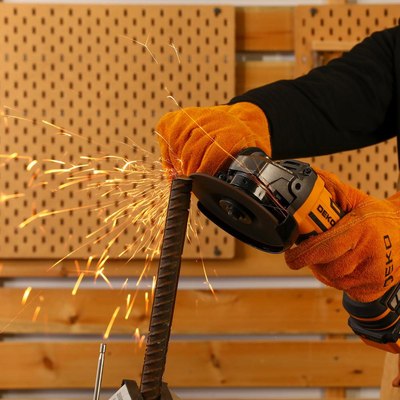 Угловая шлифовальная машина Deko DKAG-125 / 083-1063