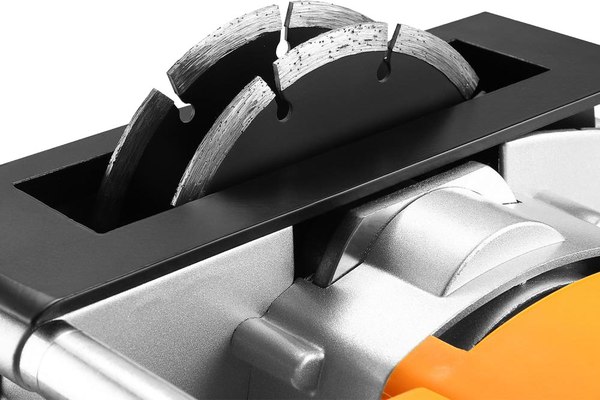 Штроборез Deko DKWC1800W / 083-1098