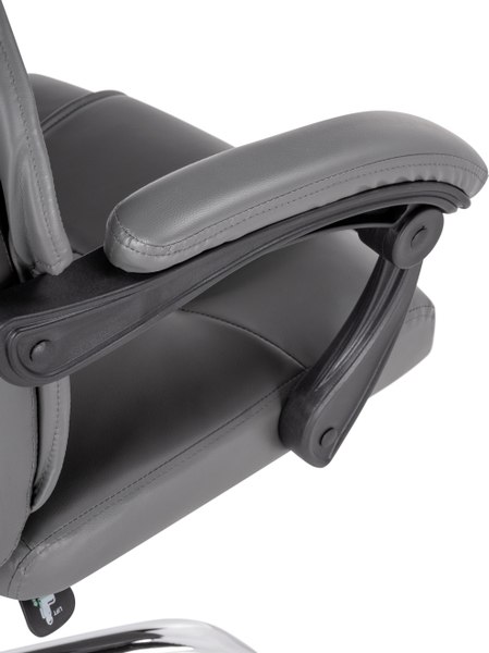 Кресло офисное Woodville Born