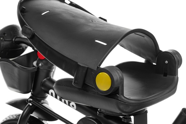 Трехколесный велосипед с ручкой NINO CBL-868