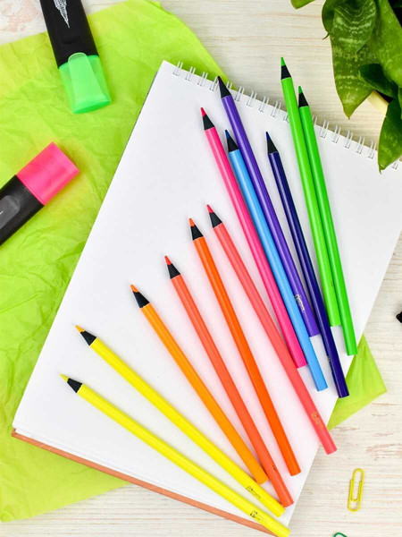 Набор цветных карандашей Феникс+ Неон / 64100