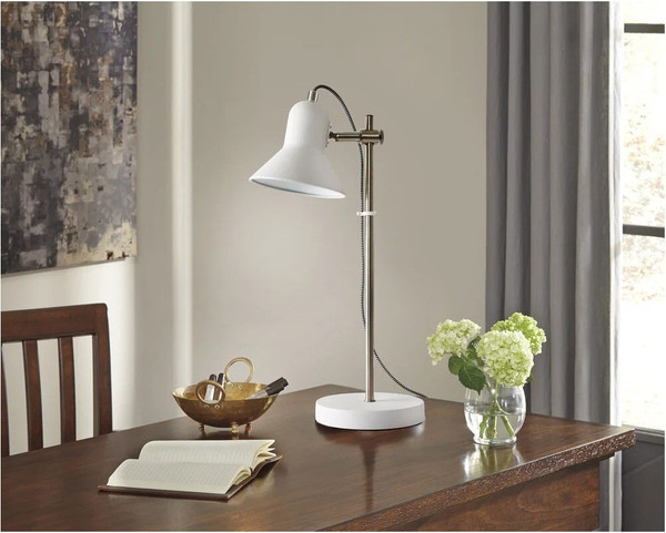 Настольная лампа Camelion KD-432 C01