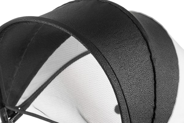 Трехколесный велосипед с ручкой NINO 818