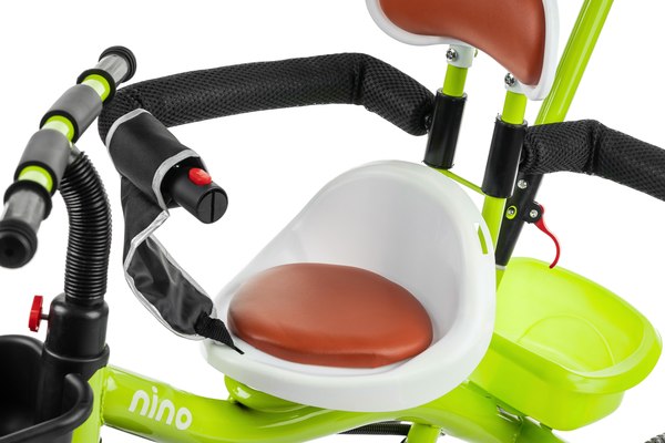 Трехколесный велосипед с ручкой NINO K98