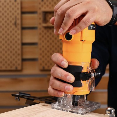 Фрезер Deko DKR850W + набор фрез 083-1097