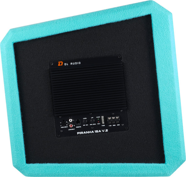 Корпусной активный сабвуфер DL Audio Piranha 15A V2