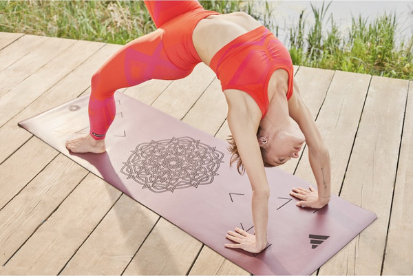 Коврик для йоги и фитнеса Adidas ADYG-10820VC