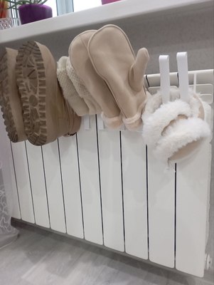 Набор крючков-сушилок на батарею Comfort Alumin Group 009180