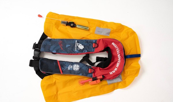 Спасательный жилет MedNovtex Самонадувающийся