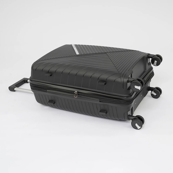 Чемодан на колесах Valigetti 344-PP20/2-24BLK