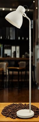 Торшер ArtStyle HT-770W