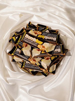 Набор протеиновых батончиков Bombbar Торт моккачино