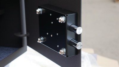 Мебельный сейф Klesto KM-28