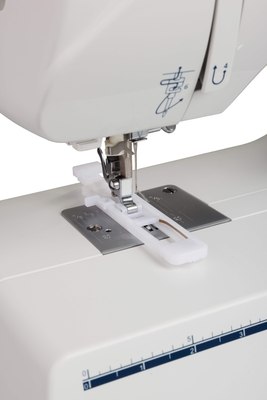 Швейная машина Jaguar FS 8400