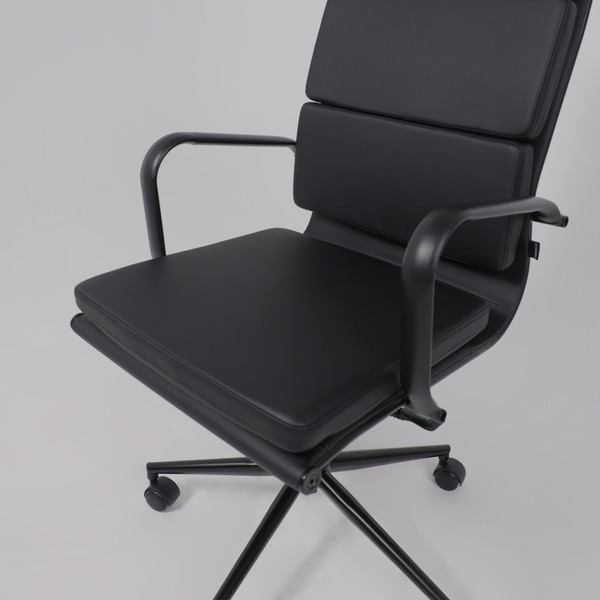 Кресло офисное AksHome Indigo