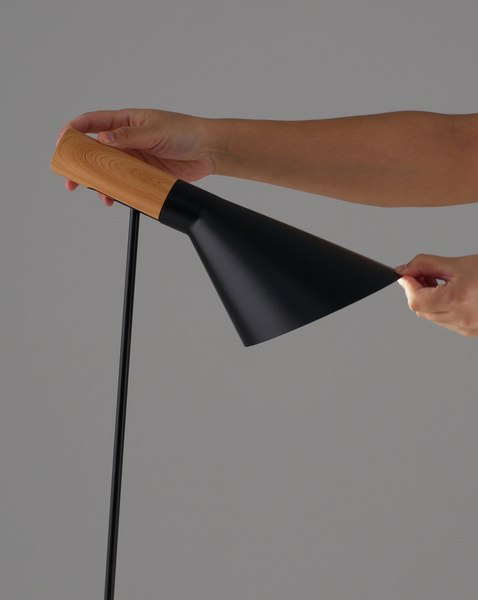 Настольная лампа Moderli Turin / V11333-1T