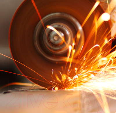 Дисковая пила Oasis PC-160