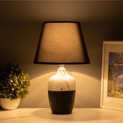 Прикроватная лампа Risalux Строгие линии / 10683306