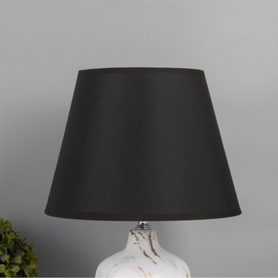 Прикроватная лампа Risalux Строгие линии / 10683306