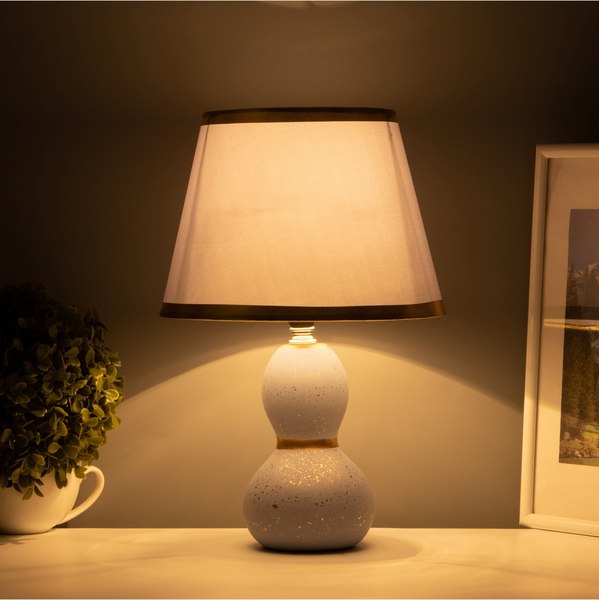 Прикроватная лампа Risalux Изгиб / 10683313