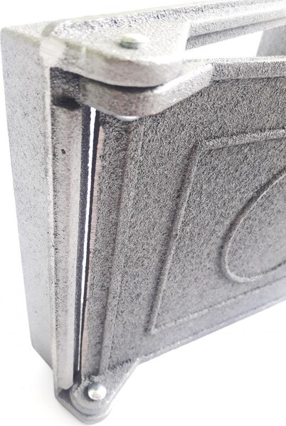 Дверца печная МТЗ Топочная ДТ-5 Ш99-000