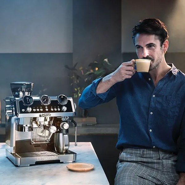 Кофеварка эспрессо DeLonghi EC9865.М