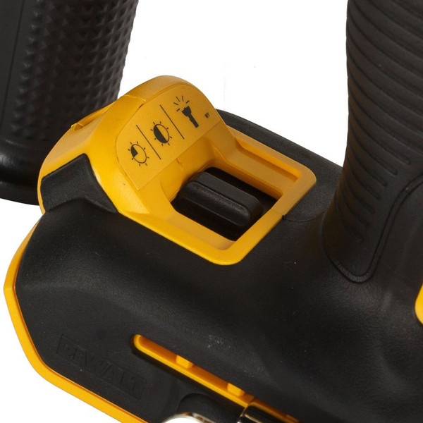 Профессиональная дрель-шуруповерт DeWalt DCD996P1