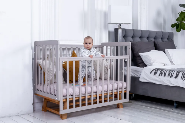 Детская кроватка Sweet Baby Luciano с маятником