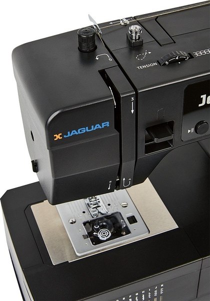 Швейная машина Jaguar Jet Black