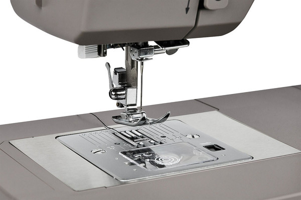 Швейная машина Jaguar Power Fabriq 23A