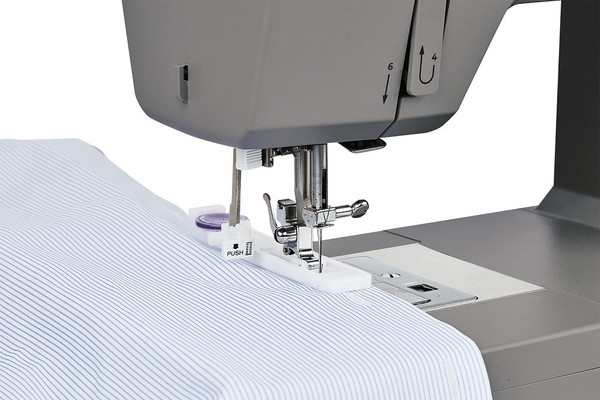 Швейная машина Jaguar Power Fabriq 23A