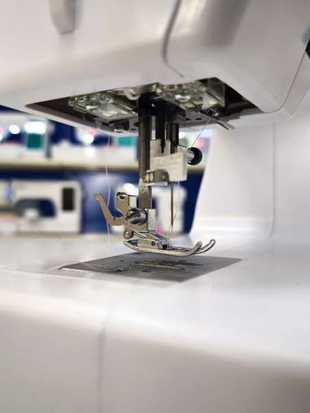 Швейная машина Jaguar Power Fabriq 25