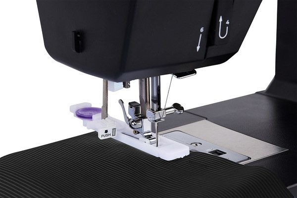 Швейная машина Jaguar Super Jeans XL