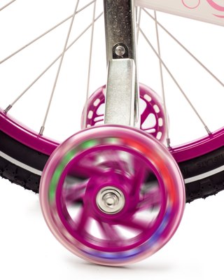 Детский велосипед FAVORIT BUT-18PN