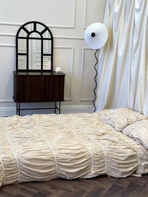 Зеркало Emze 60x80 / UV.ARC.WIND.60.80.CHE