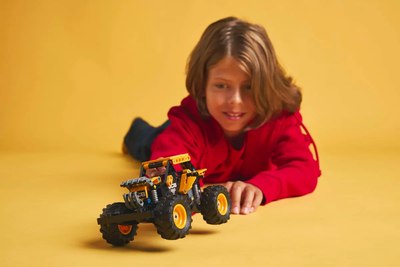Конструктор инерционный Lego Technic Monster Jam DIGatron 42199
