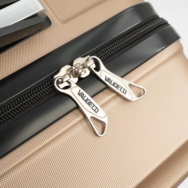 Чемодан на колесах Valigetti 340-1602/5-24GLD