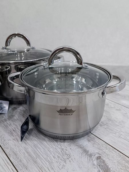 Кастрюля Peterhof PH-15772-1