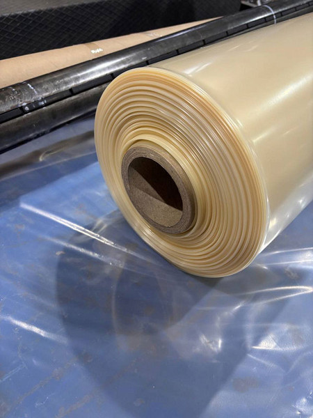 Пленка-рукав Everplast 150мкм 3000х2мм 60м.п. / EV150300060GL (золото)
