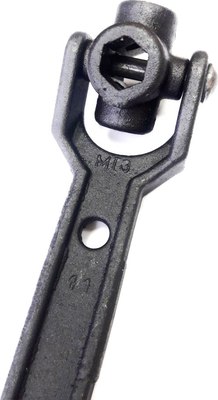 Гаечный ключ МТЗ Ш230-000-01
