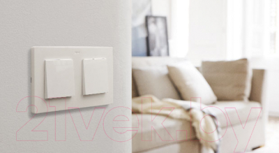 Рамка для выключателей и розеток Simon 2400630-030
