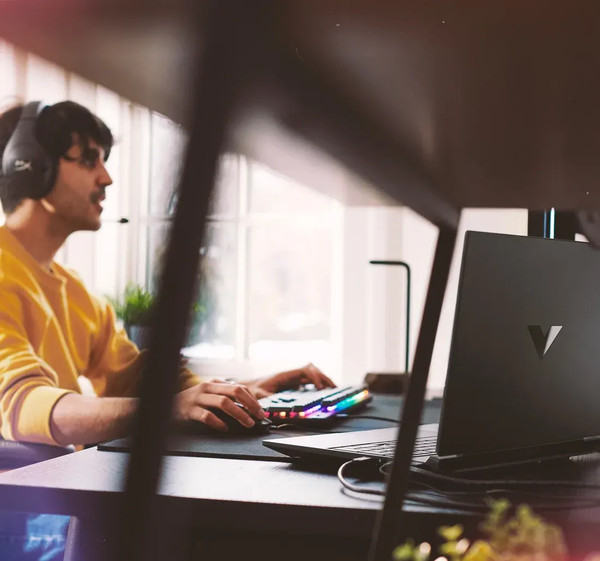 Игровой ноутбук HP Victus 15-fa1082wm (A2BZ7UA)