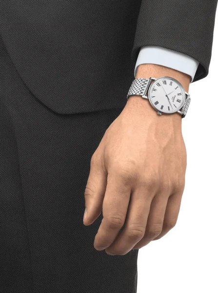 Часы наручные мужские Tissot T143.410.11.033.00