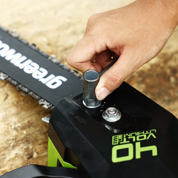 Пила цепная аккумуляторная Greenworks GD40CS18 / 2005807UH