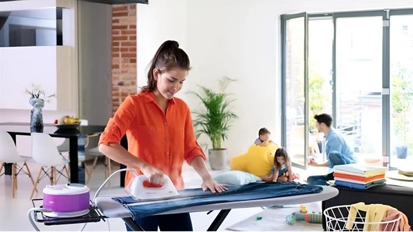 Гладильная доска Braun IB3001BK (AX12810002)