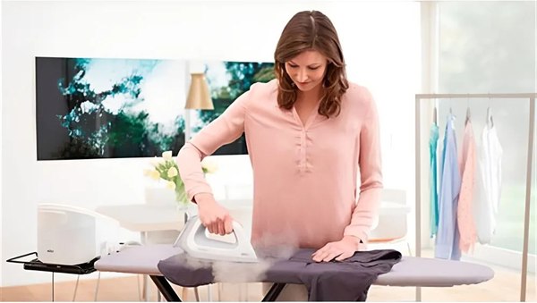 Гладильная доска Braun IB3001BK (AX12810002)