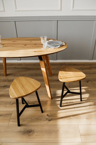 Табурет Stal-Massiv Delta-45