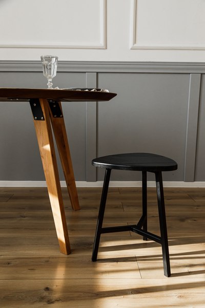 Табурет Stal-Massiv Delta-45