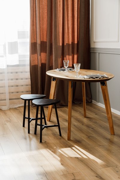 Табурет Stal-Massiv Delta-45